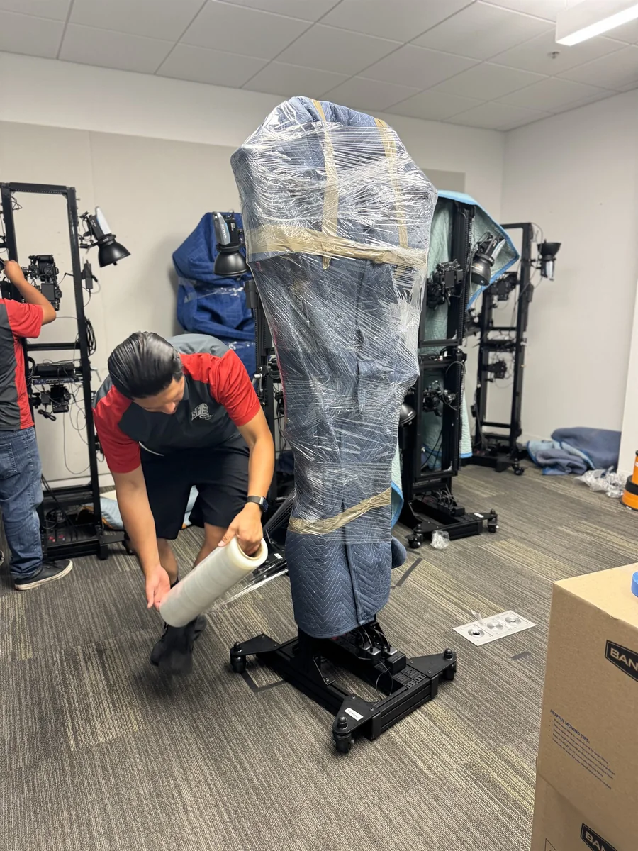 SF Bay Area Moving professional protecting specialized commercial equipment